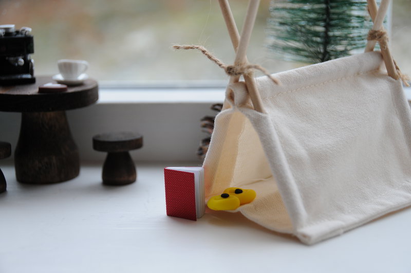 Teltta, miniatyyri, kauriinruskea, 10 x 8 x 8 cm