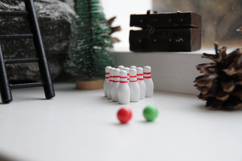 Keilasetti, miniatyyri, 12 osaa