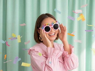 Silmälasit, Happy Birthday, vaaleanpunainen