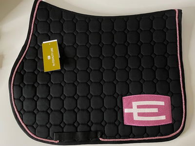 Hoppschabrak med E-logga Full