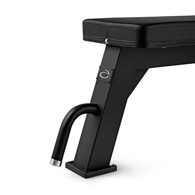 Brug håndtaget til at flytte træningsbænken