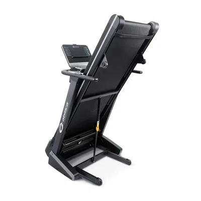 Generös löpyta på Abilica Mill 30 som ger komfort och stabilitet vid träning