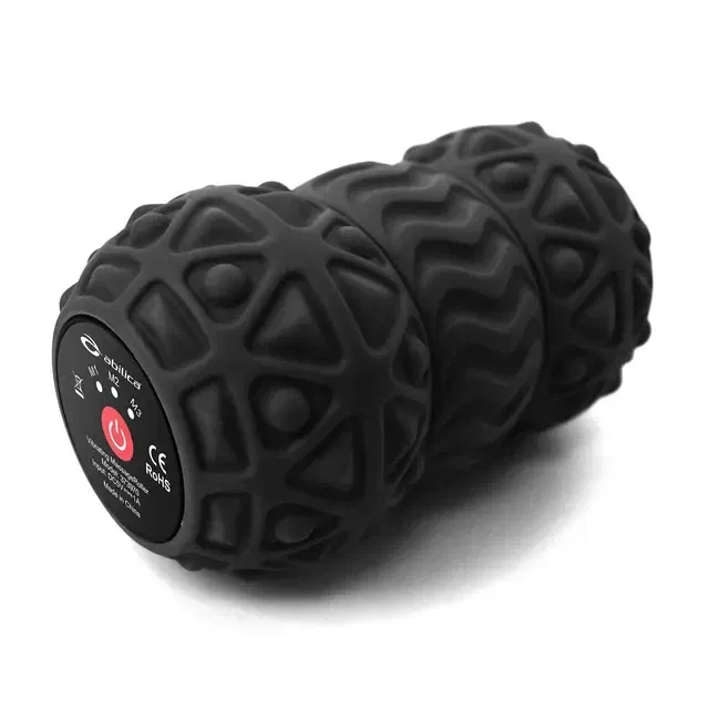 Massasjerulle med gummiert overflate og roterende seksjoner, ideell for muskelrestitusjon