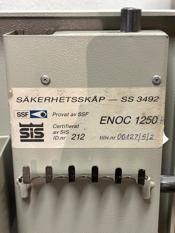 Vapenskåp Enoc 1250 R SS 3492 Begagnat
