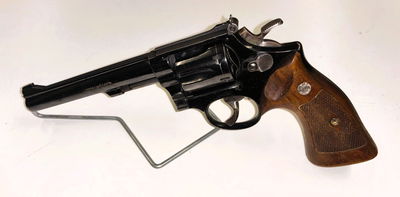 Smith & Wesson M 17-2 kal 22 lr # 705526