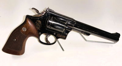 Smith & Wesson M 17-2 kal 22 lr # 705526