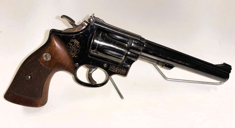Smith & Wesson M 17-2 kal 22 lr # 705526