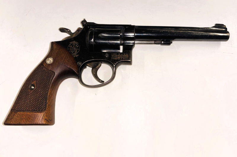 Smith & Wesson M 17-2 kal 22 lr # 705526