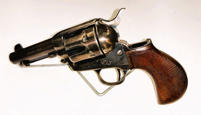 Uberti med Birdhead Grip