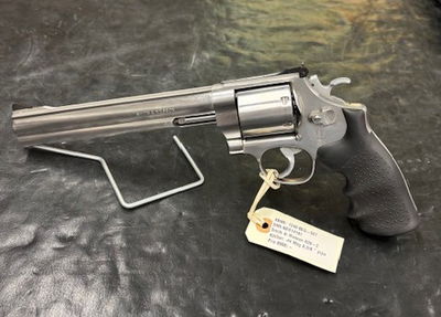 Smith & Wesson 44 mag Model 29-2  8 3/8 tum