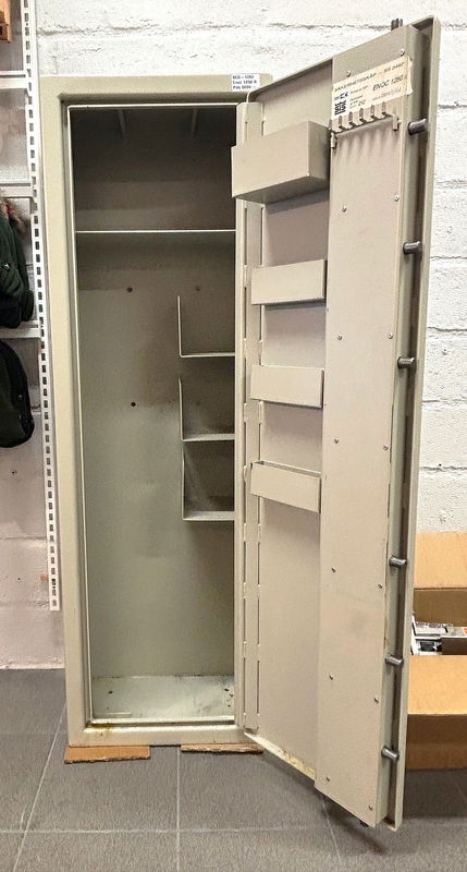 Vapenskåp Enoc 1250 R SS 3492 Begagnat