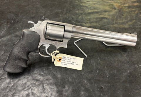 Smith & Wesson 44 mag Model 29-2  8 3/8 tum