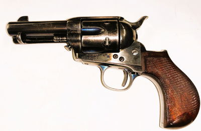 Uberti med Birdhead Grip