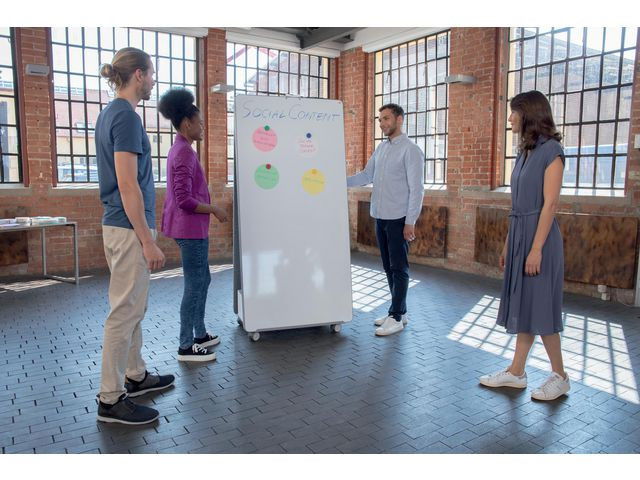 Whiteboard NOBO MoveMeet Mobil grå
