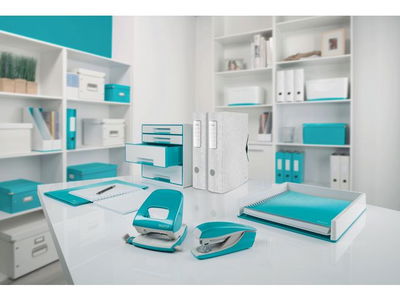 Häftapparat LEITZ 5502 30 ark WOW isblå