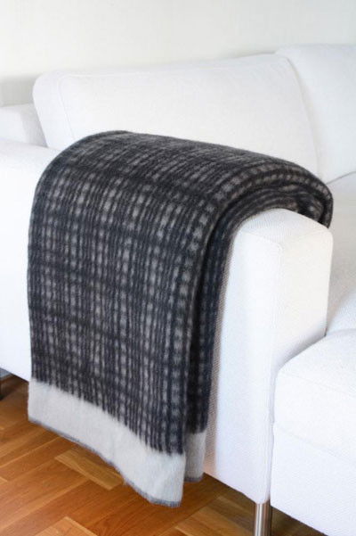 Ullpläd Darling - 205x150 cm - grå/svart