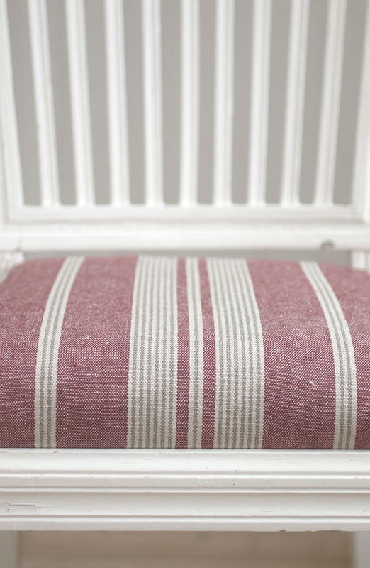 Linnetyg rödrandigt - Amberly Madder - Sanderson