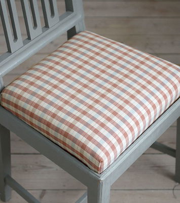 Rutigt möbeltyg röd ekobomull - Lovisa Ruta nr.330