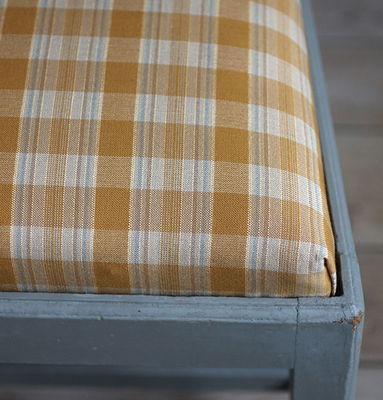 Möbeltyg rutigt - Ida nr.10 gul/guld
