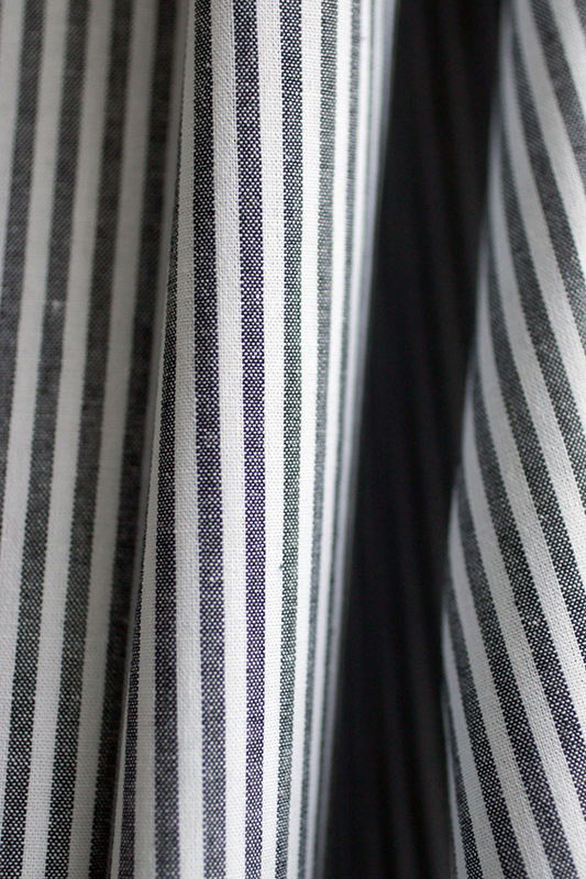 Randigt tyg - 3mm svart