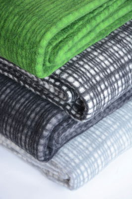 Ullpläd Darling - 205x150 cm - grå/svart