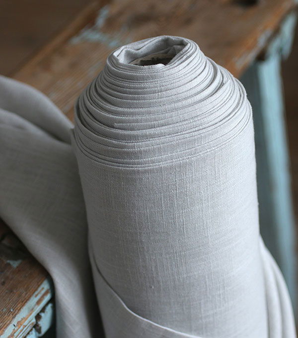 Förtvättat linnetyg – Ljusgrå (230 g/m²)