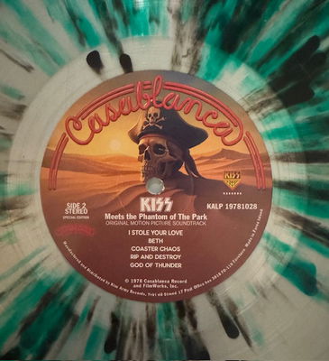 KISS Meets the phantom of the park Grön/Svart splatter vinyl med poster och orderpapper