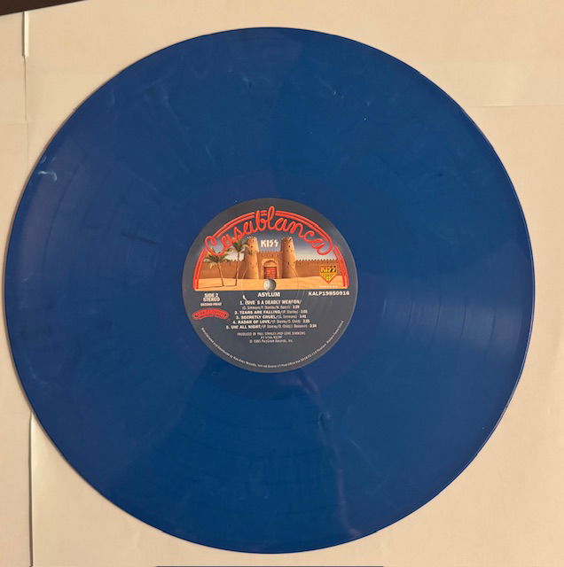 KISS LP Asylum Blå vinyl Alternativomslag med poster