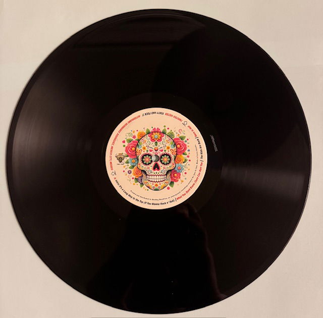 TWISTED SISTER - FORTY AND FUCK IT: Svart vinyl Live Mexico City, Autodromo Hermanos Rodriguez July 23 2016 2LP