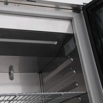 Kylskåp 700 L. 260W, -2/+8 °C