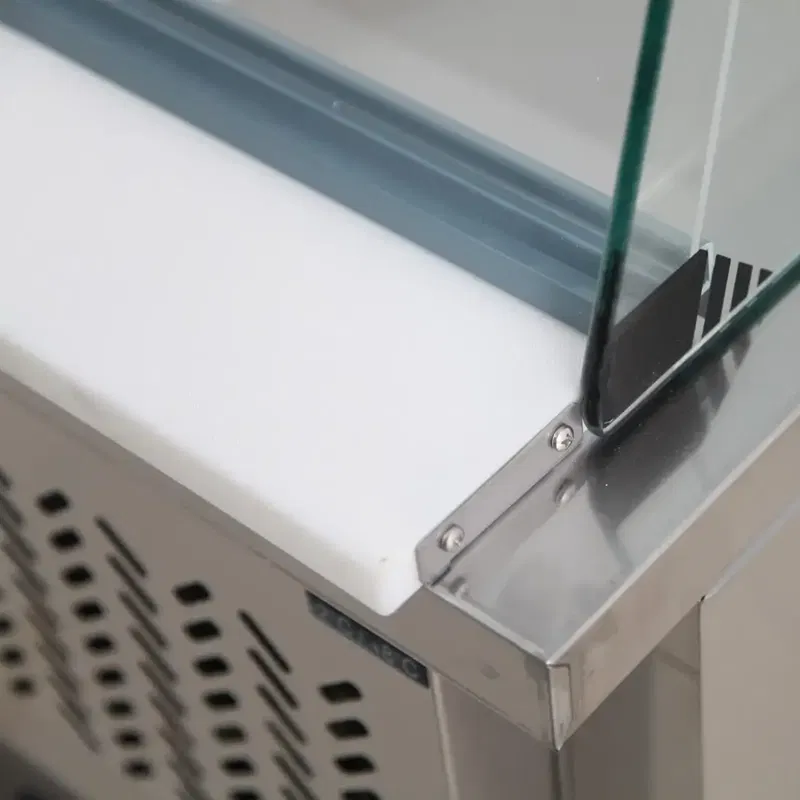 Salladsbar 3 dörr 1759 mm