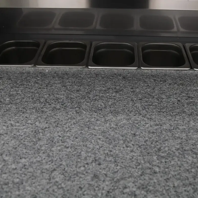 Kallskänksbänk 2 dörrar m Hylla