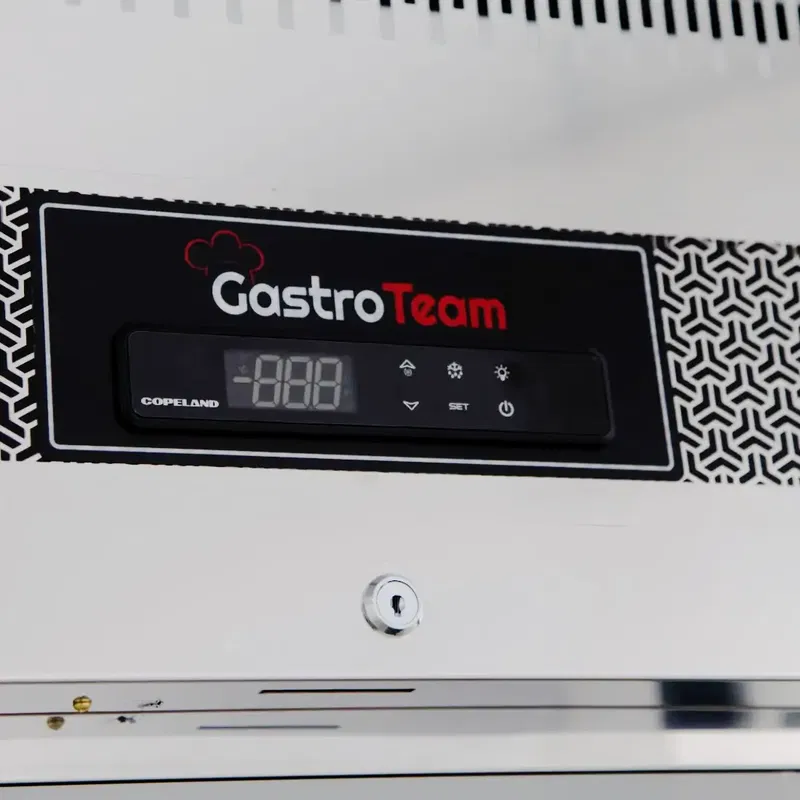 Kylskåp 700 L. 260W, -2/+8 °C