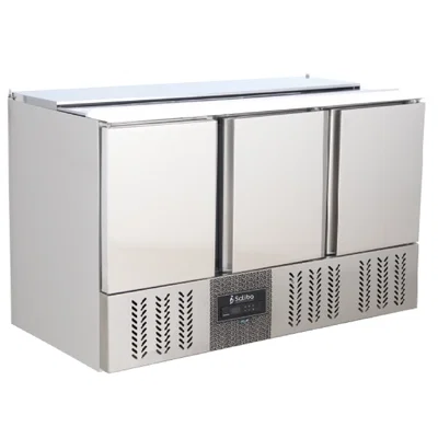Saladette 3 doors 400 litres GN1/1 - incl. 3 shelves 570x323 mm