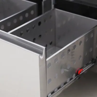 Grillkylbänk 3 draglådor 1795 mm