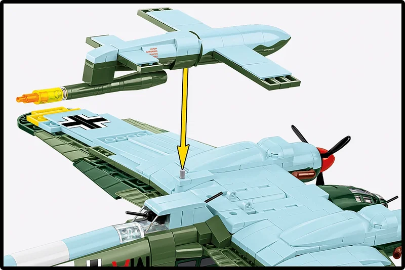 COBI-5771 Heinkel HE 111 H-22 med V1 Flying Bomb - Executive Edition