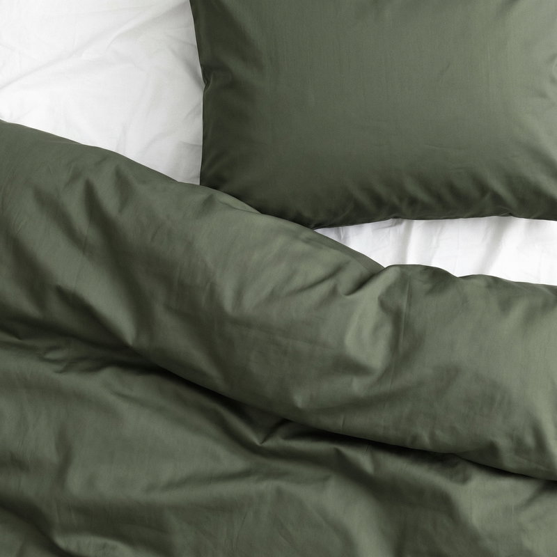 Satin mörkgrönBed