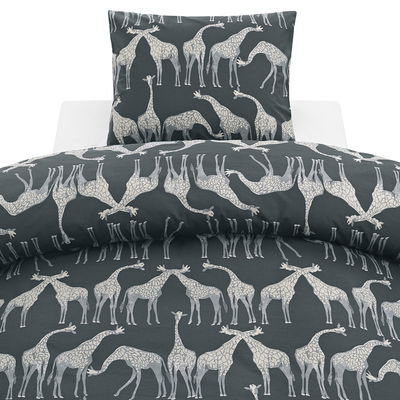 Bäddset i mjuk 100% bomull med söta giraffer på, påslakan 150X210cm, örngott 50X60cm