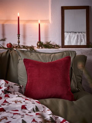 Eddie Mörkröd Kuddfodral 45x45 Redlunds