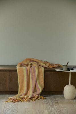 Pläd Vallvik Randig Orange 130x170 cm Kosta Linnewäfveri