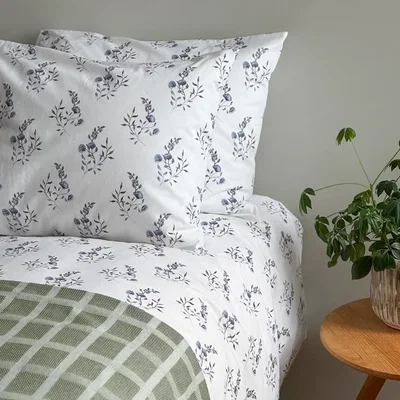 Olivia Blå/Vit Blommigt Bäddset Enkeltäcke 150x210 Classic Textile