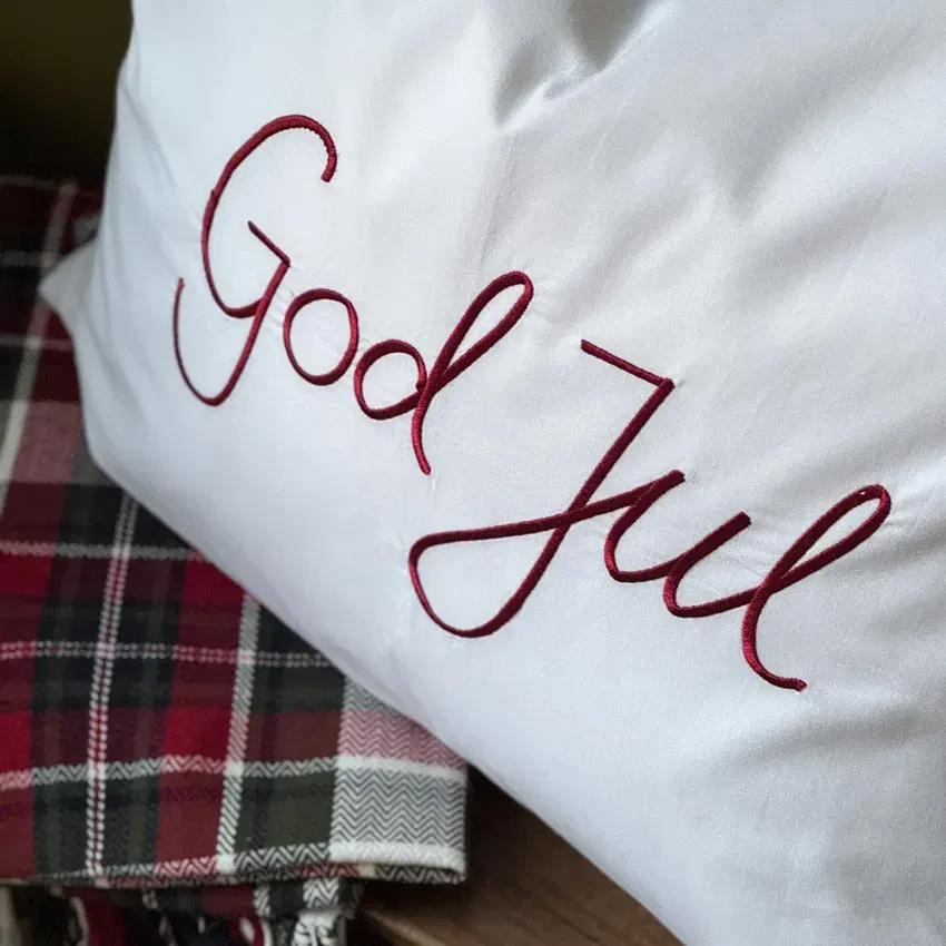 Örngott God Jul Percale Vit 50x60 Classic Textile Örngott God Jul Percale Vit 50x60 Classic Textile