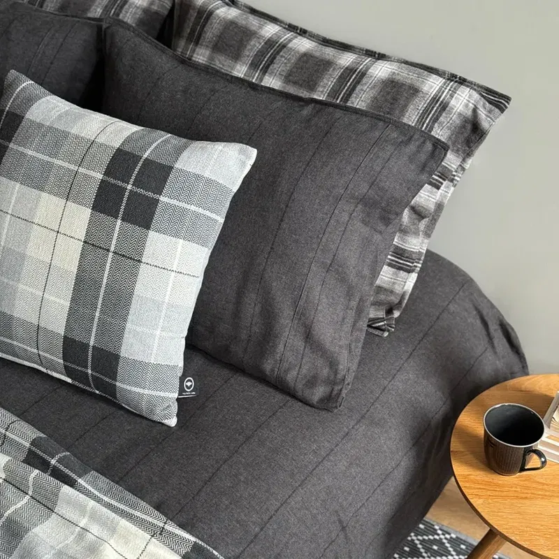 Örngott Storuman Flanell Mörkgrå/Svart 50x600 Classic Textile lqkCMBDUiBHNCqG1726649443