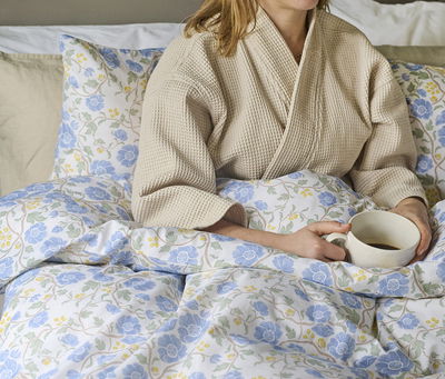 Bella Blå Blommigt Bäddset Enkeltäcke 150x210 Borganäs of Sweden