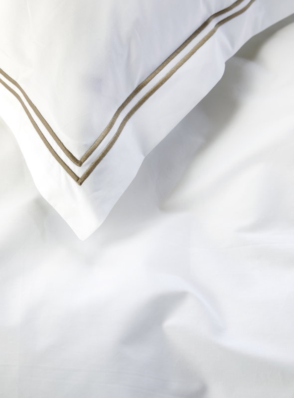 Paris_Percale_Bambusviskose_Hvit_Superclose_Miljø (1)