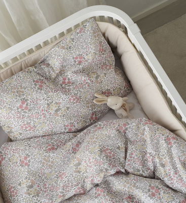 Floret Sand Barn Bäddset Spjälsäng 100x130 Borganäs of Sweden