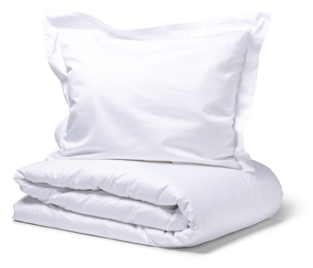 Manchester Satin Vit Bäddset Dubbeltäcke 230x220 Kosta Linnewäfveri
