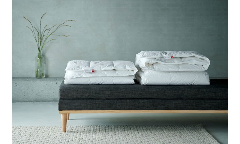 Duntäcke Classic Comfort Svalt 150x210 cm - Ringsted Dun x3D9mUQ1Ln5vLvr1759766316