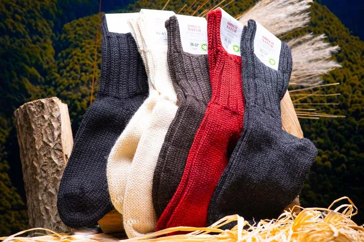 Raggsockor, Naturvit