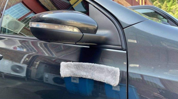 Twisted Pile Magnetic Towel